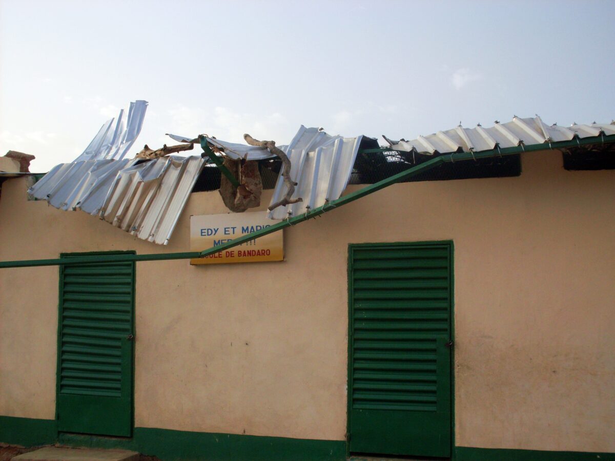 École de Bandaro détruite par une tornade